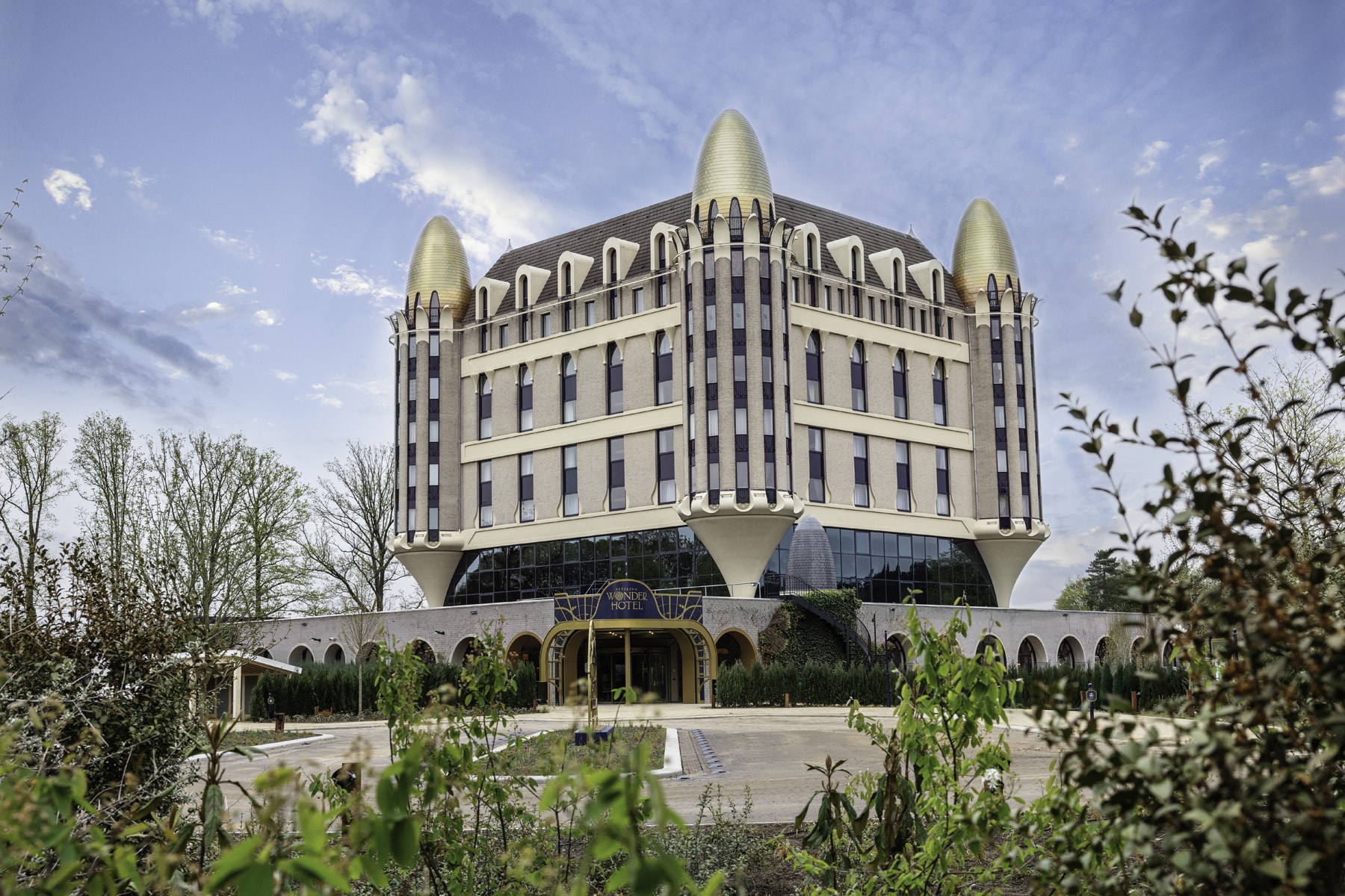 Exterieur van het Efteling Wonder Hotel.